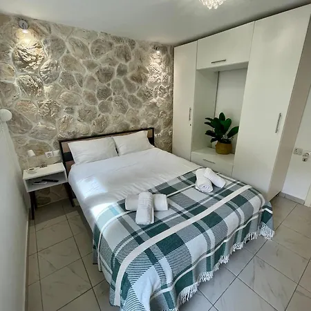 Modern With Garden * Volos